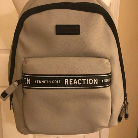 Kenneth Cole - Reaction - Picture 4 of 6